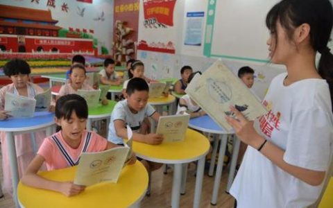 李强：让大学生在走基层中选择基层