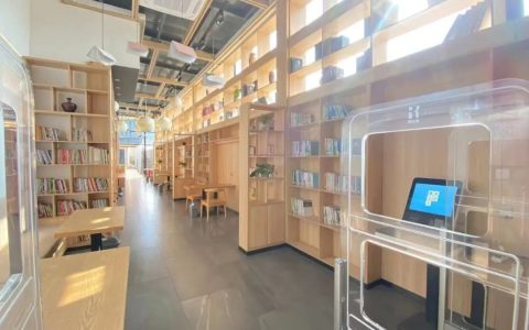 随州市图书馆开展分馆设备维护工作