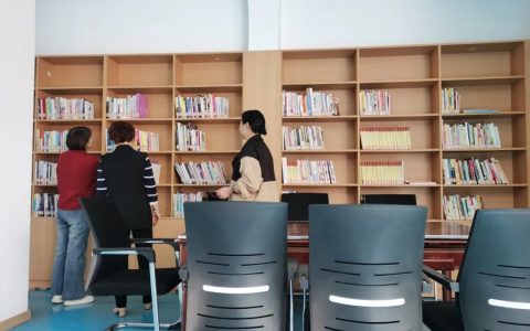 书香添智 文化怡情：十堰首家书香养老基层服务点落成