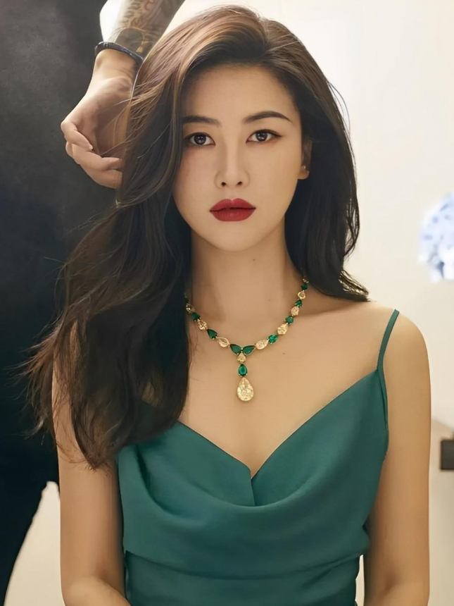 《浪姐4》超级富婆：有钱任性，不缺男人