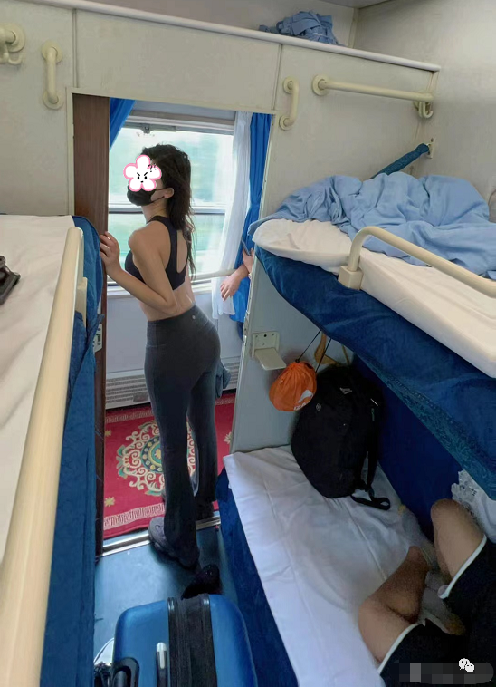 网红阿朱不雅视频疯传,玩偶姐姐23年首部作品上映,网友:活菩萨!!!