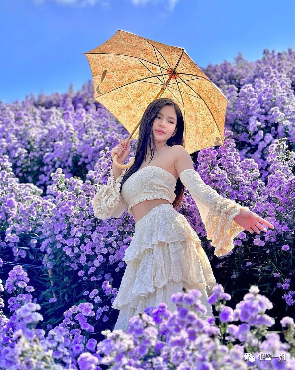 “风情万种”真不是她的人设!ins“泳装美人”才是一流….