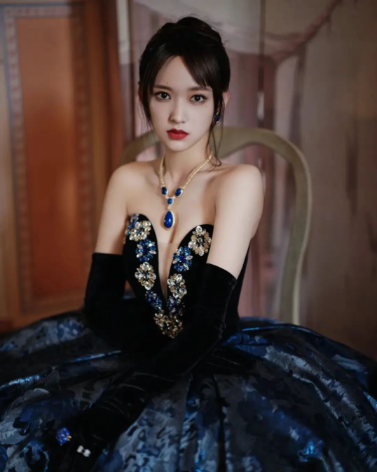 为什么男人都喜欢程潇的身材？“内娱卡戴珊”罢了！