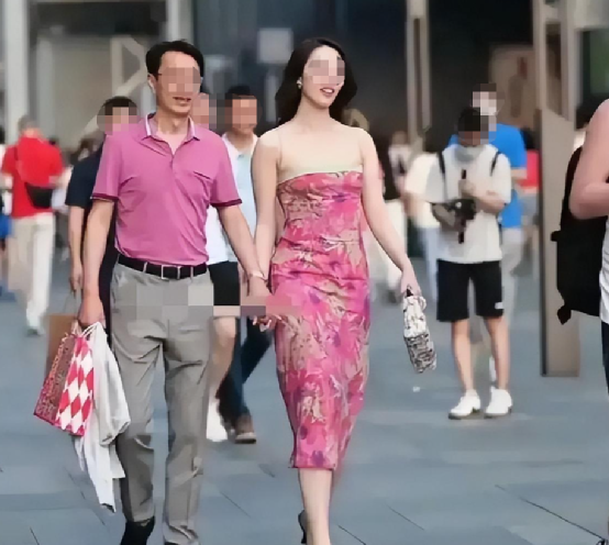 吴京和贾静雯的瓜,有点大