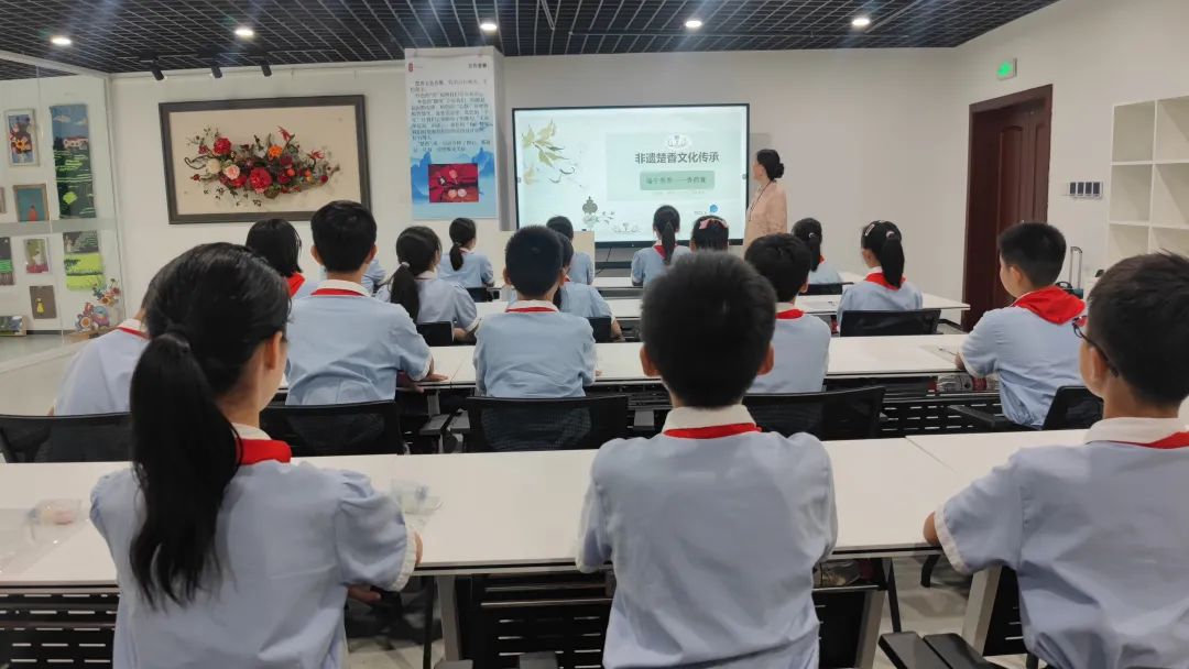 武汉市洪山区文化馆活动回顾:端午探古韵魅力 寻脉楚香满洪山