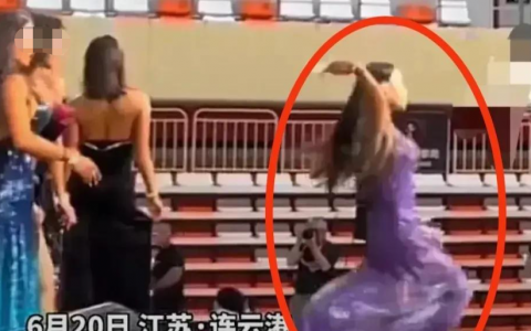 “昨晚说好给我冠军的！”江苏健美女模特脱鞋怒砸男评委：别高估了睡一觉的关系......