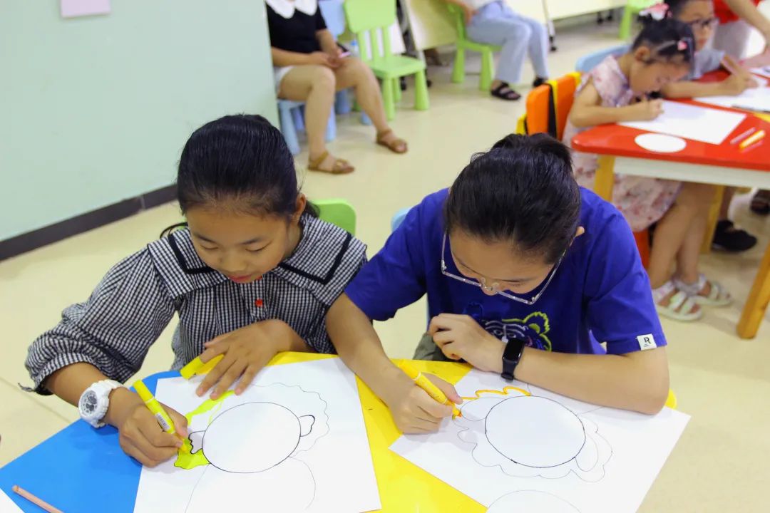 咸宁市图书馆阅满香城之“星光之梦”美术主题系列活动（2023年第三期）：“童趣卡通画-百变的小丑”