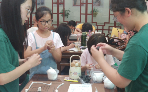 走进城市书房 体验趣味古城：襄阳市图书馆昭明书房举办古城科普宣讲活动