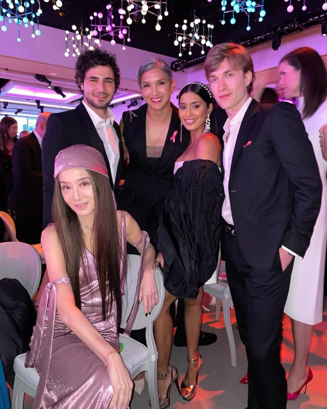 70岁刘晓庆再演新婚少女,但这次,我骂不出口......