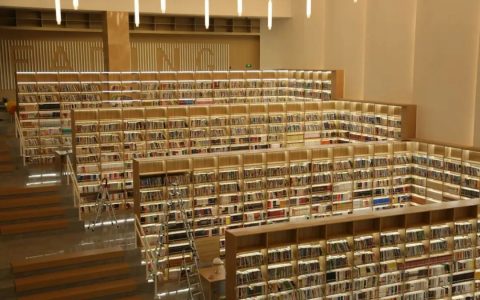 丹江口市图书馆馆长荐书：馆长约你来看书第十一期