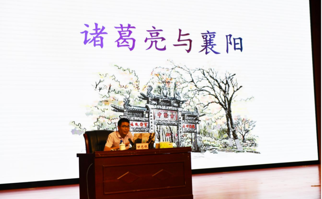 兵道传扬 书香军营：襄阳市图书馆开展“八一”文化拥军主题展览活动