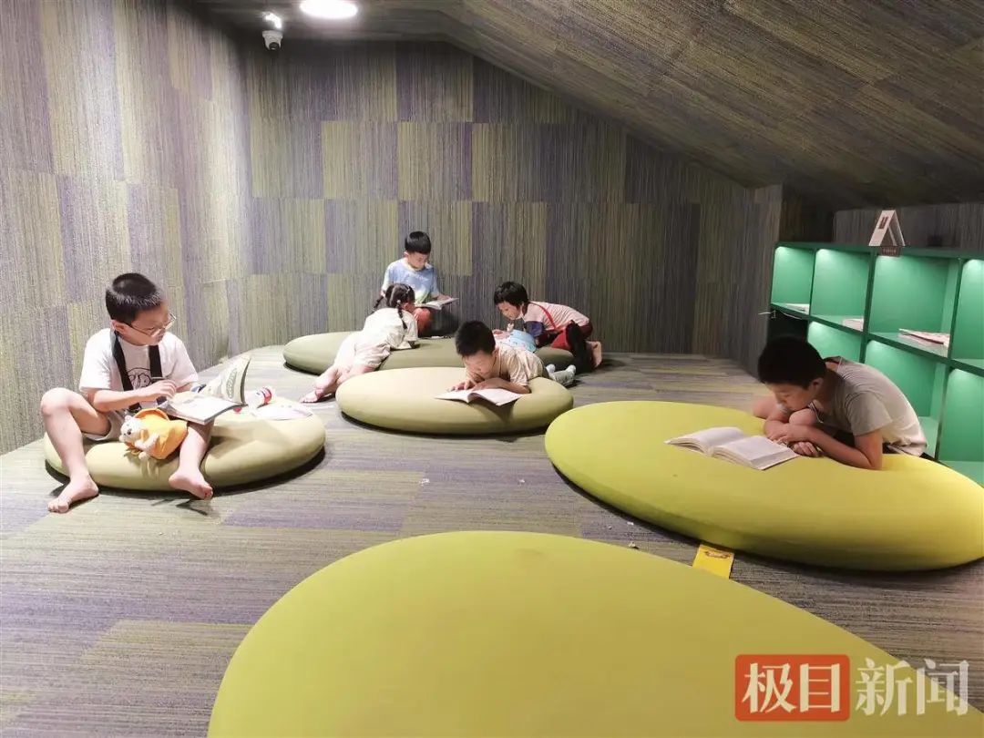 分享读书乐趣,武汉经开区宁康园社区开展亲子阅读活动