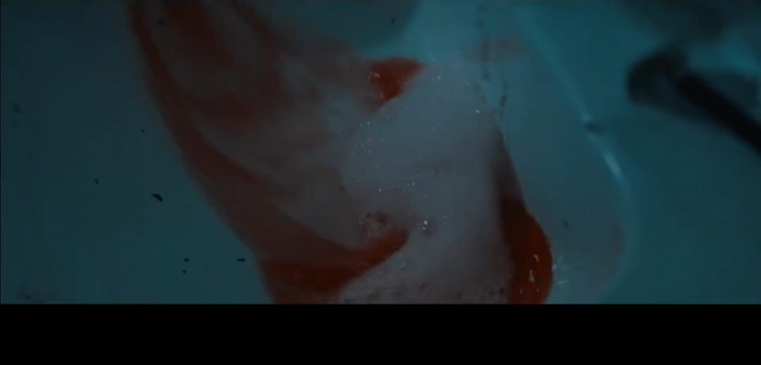 ​荒诞惊悚拉满《彼得罗夫流感》不愧为改编自俄罗斯最“猛”的小说！