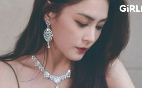 阿娇被公开索吻，全网暴怒：好恶心一男的！