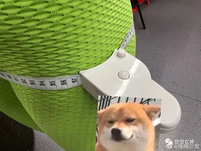 97cm的密臀，还是搭配牛仔裤最好看！！