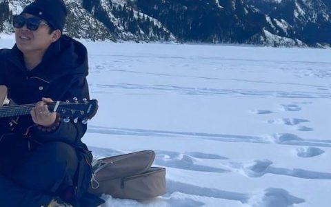 躺桥洞、睡长椅，立志唱遍100城的他却说: 勇敢的人先享受世界