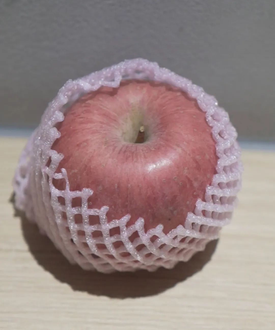 躺桥洞、睡长椅,立志唱遍100城的他却说: 勇敢的人先享受世界