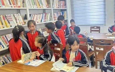 十堰市房县白鹤镇开展“魅力白鹤·阅享人生”全民阅读活动