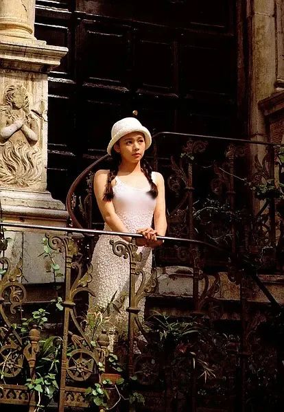 她宣布离婚，是果然被李靓蕾锤中了吗？