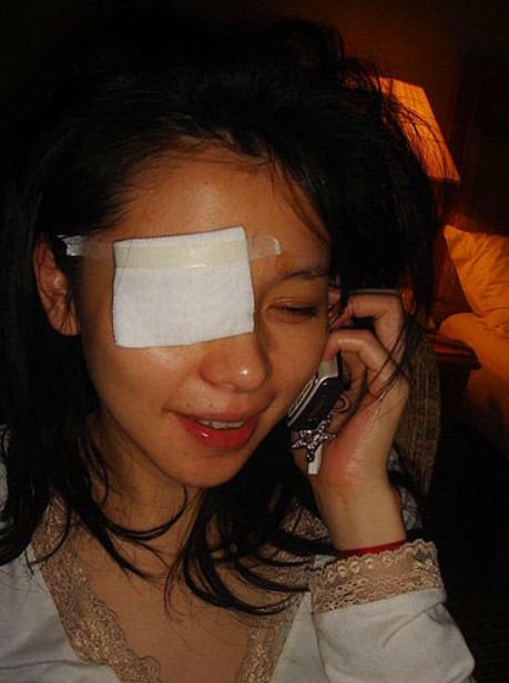 她宣布离婚，是果然被李靓蕾锤中了吗？