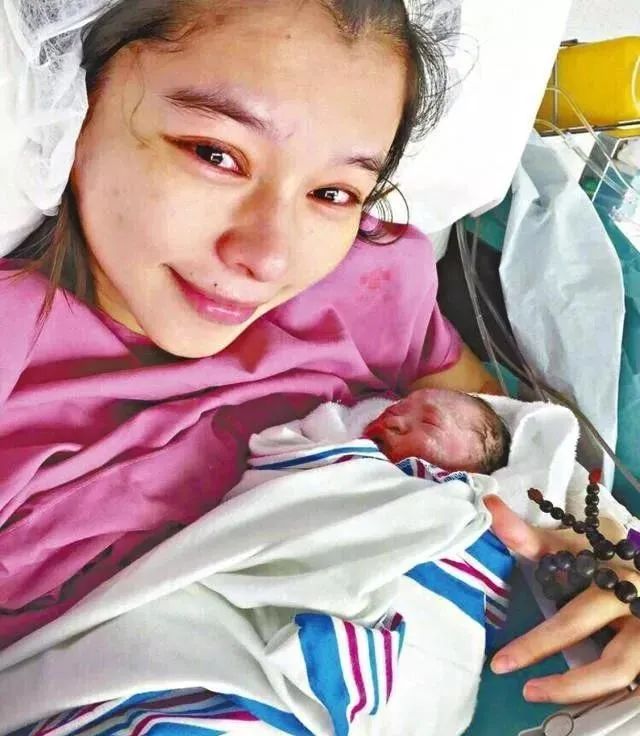 她宣布离婚，是果然被李靓蕾锤中了吗？