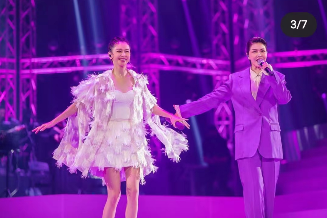 她宣布离婚，是果然被李靓蕾锤中了吗？