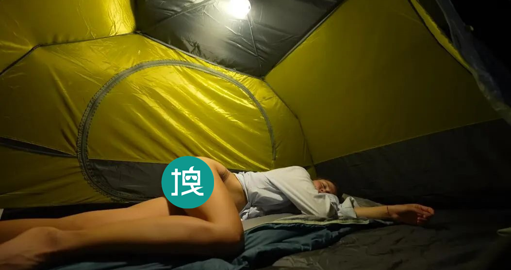 荒野求生搞黄色成为新潮流？