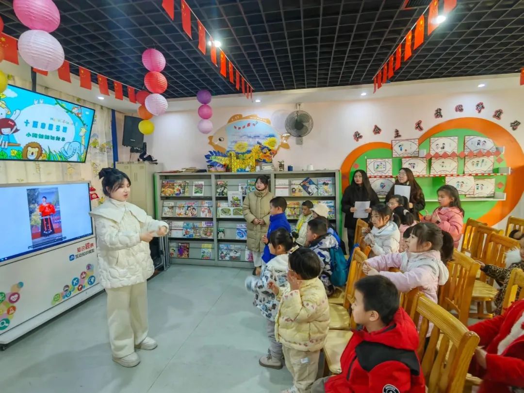 小雅姐姐讲绘本：《大师美绘千家诗》