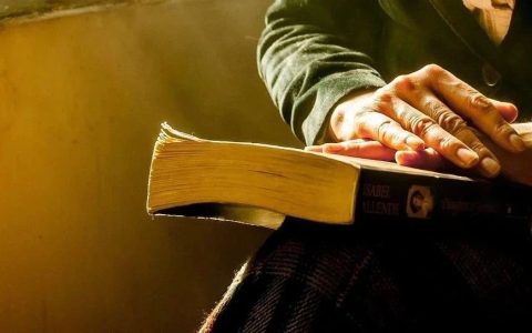 推书网推荐读完这3本书，瞬间让你感受到文字之美！