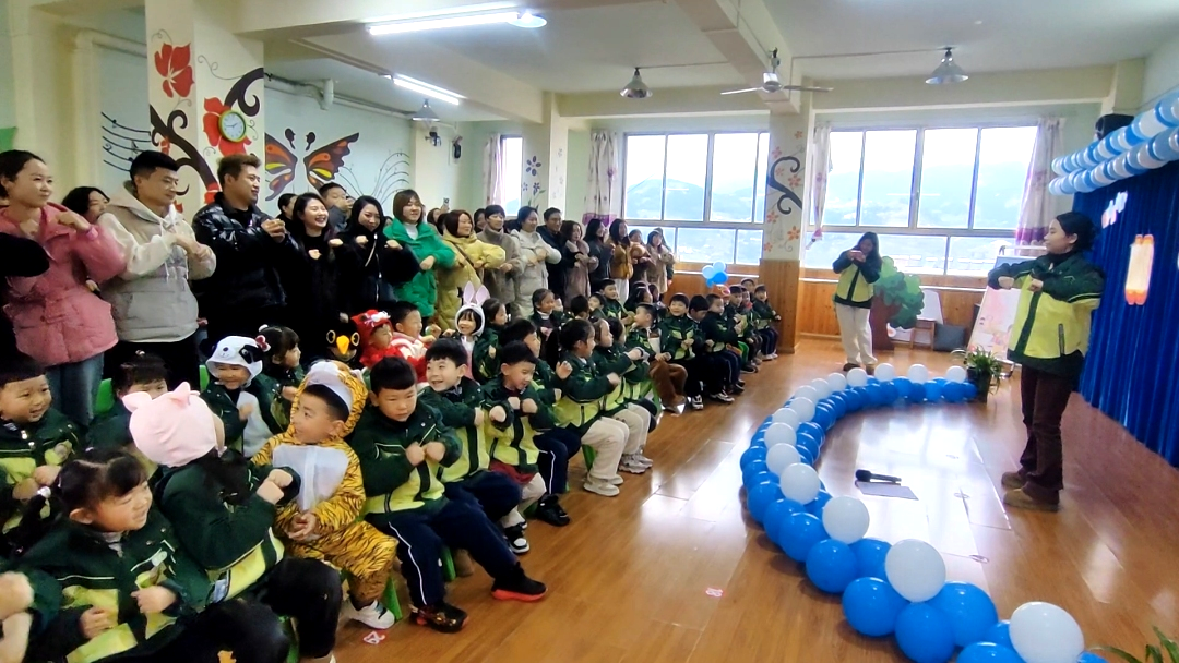 巴东县图书馆开展“相约乡读 悦享新年”活动