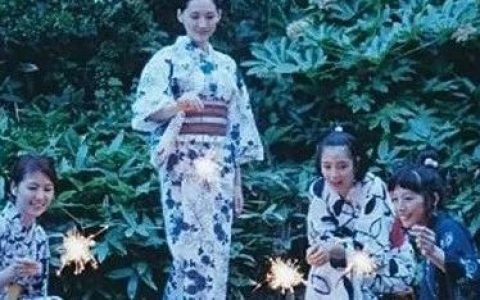 是枝裕和：生活就是这样，千疮百孔之中也会有美丽的瞬间