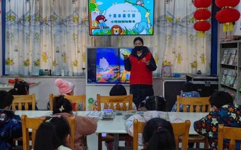 十堰市图书馆小雅姐姐讲绘本主题阅读推广活动：《春福》
