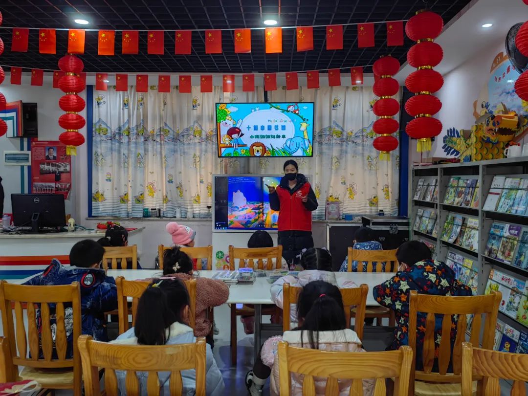 十堰市图书馆小雅姐姐讲绘本主题阅读推广活动：《春福》