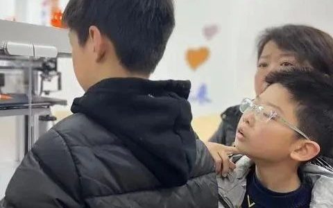 关爱困境儿童，武汉市江岸区建“筑梦未来儿童之家”