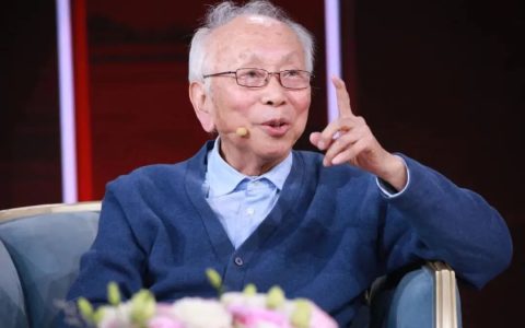 金波的艺术清单：怀着一颗童心去生活