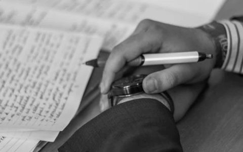 读书后，如何半小时写出一篇2000字的书评