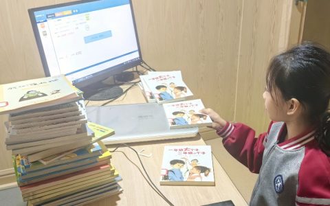 劳动原来这么有趣：大人说劳动舒服，小朋友说这是游乐园