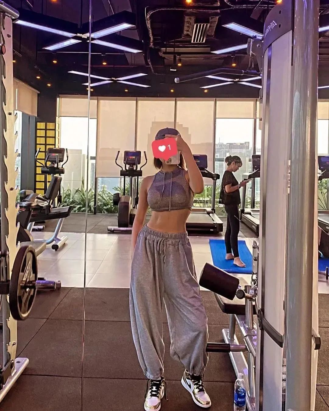 多肉版“Angelababy”走红，网友：00后发育得也太猛了！