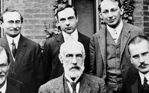 推书网推荐5本心理经典之作，解决人生99%的痛苦