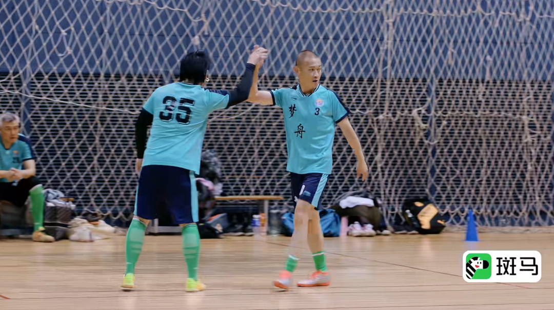 比李嘉欣还爽的内娱阔太：每月拿300万生活费，把老公当儿子哄……