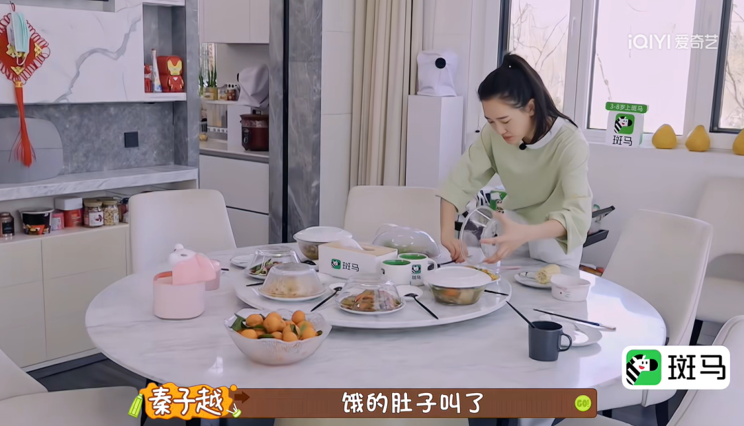 比李嘉欣还爽的内娱阔太：每月拿300万生活费，把老公当儿子哄……