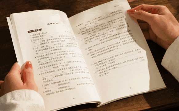 10年断货、盗版被抢光!《中华古诗文读本》这本书究竟有多牛?