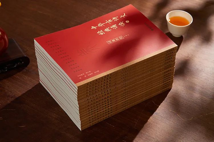 10年断货、盗版被抢光!《中华古诗文读本》这本书究竟有多牛?