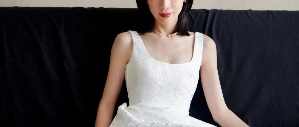 “一尿成名”任素汐:上半身是平凡,下半身是贪婪,私生活更混乱