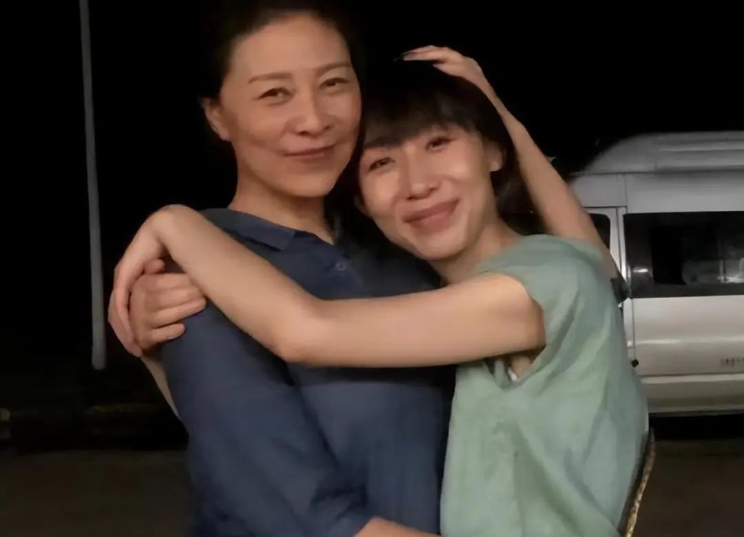 “一尿成名”任素汐:上半身是平凡,下半身是贪婪,私生活更混乱