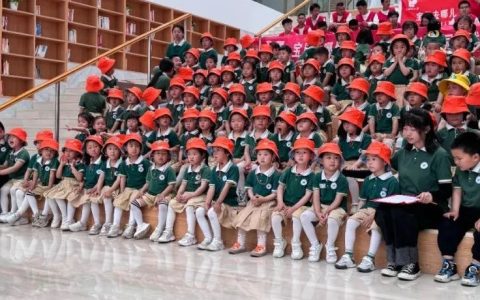 宜都市图书馆与锦江、红湖幼儿园举办共绘春日读书季活动