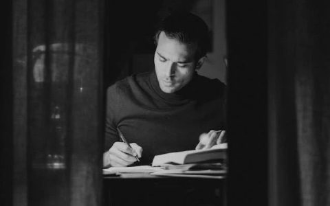 发现一个顶级读书方法，你读1本书等于别人读10本书