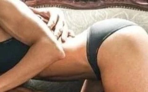 又一大肌霸泡走32岁​女私教，网友：美女配野兽，绝了！