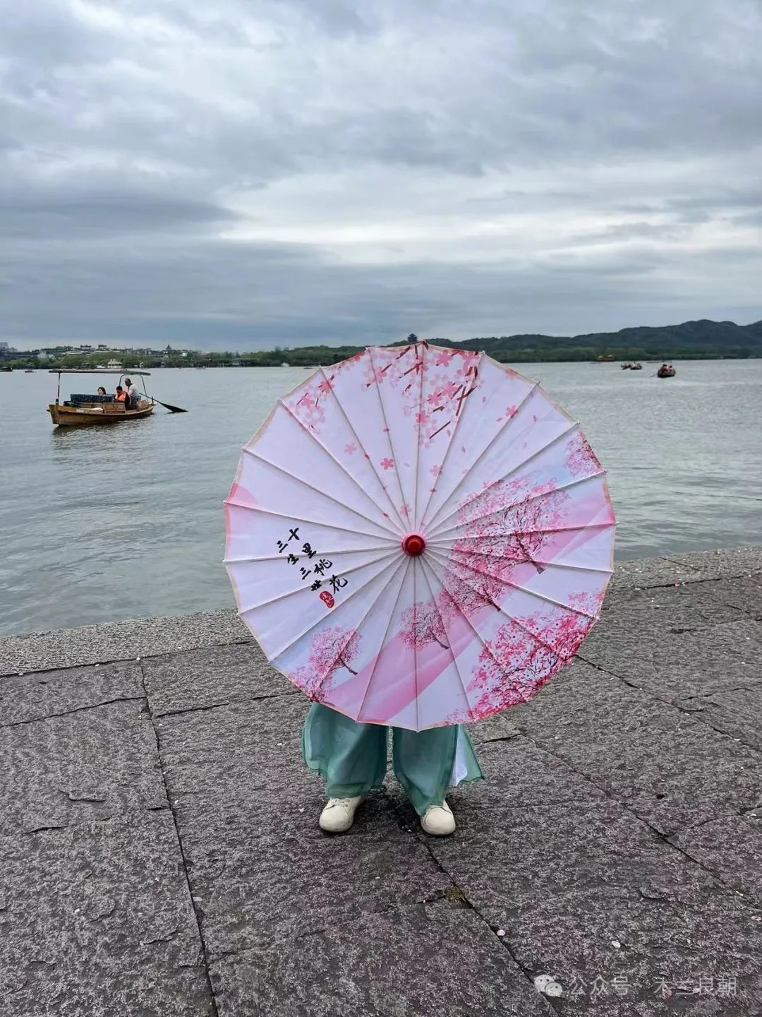 《一个人的世界史》读后感:金钱只会带来邪恶