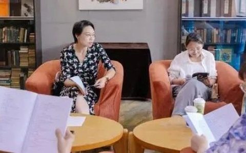 读幕剧：在书店读剧本“过家家”，武汉年轻人又有新玩法